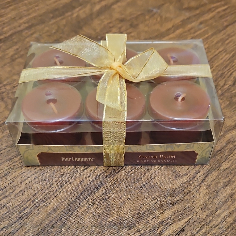 NIB Pier 1 pack of 6   purple Sugar Plum Votive Candles